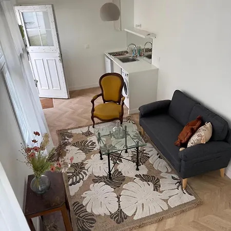 Duplex 7 아파트 *